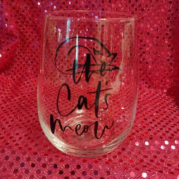 Chelsea Petaja Cat's Meow Tumblers 18 OZ One Cool Cat Stemless Wine Glasses Set - Picture 2 of 16